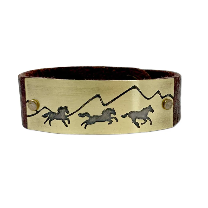 Sprout-bud bracelet-Wild Horses Leather Cuff Bracelet