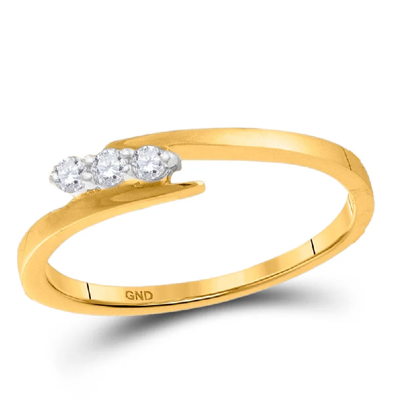 Textured stone ring-10kt Yellow Gold Womens Round Diamond 3-stone Promise Ring 1/10 Cttw