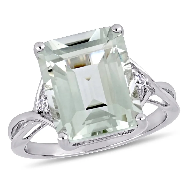 Solid gold ring-Mimi & Max 5 5/8ct TGW Emerald Cut Green Quartz and White Topaz TDWist Ring in Sterling Silver