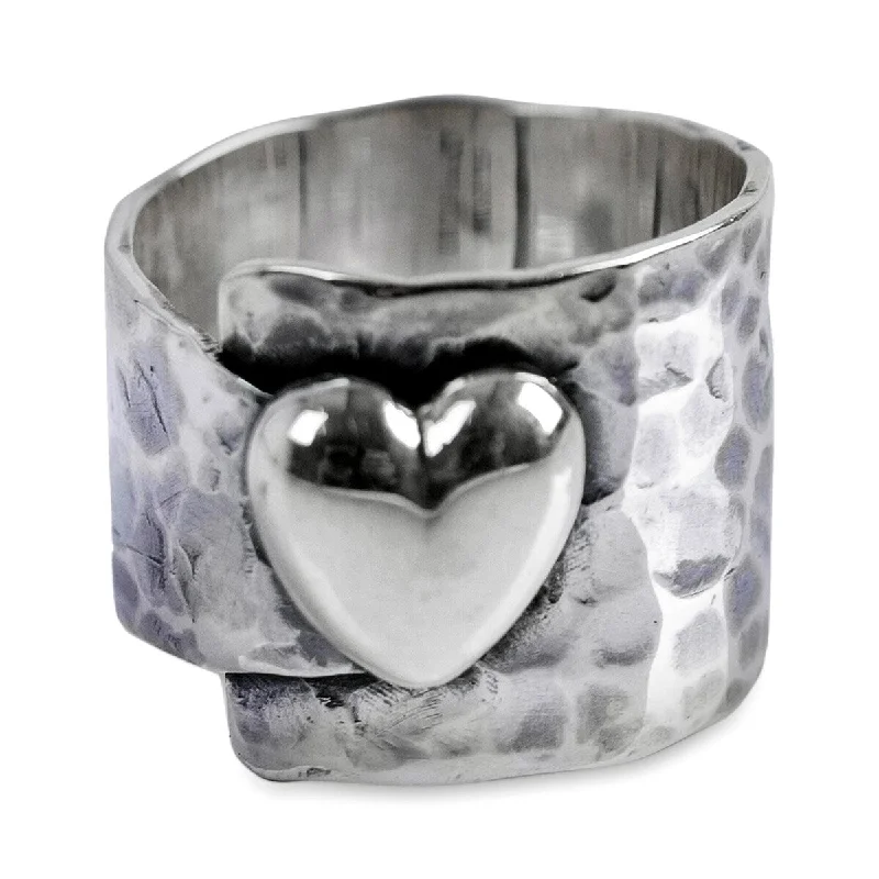 Incised gem ring-NOVICA Heartfelt Hug, Sterling silver cocktail ring