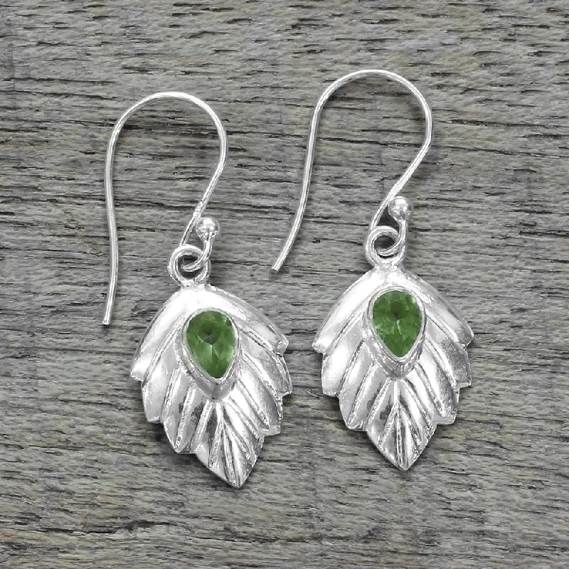 Halo-effect earrings-Handmade Sterling Silver 'Gleaming Leaves' Peridot Earrings (India) - 1.4*0.6